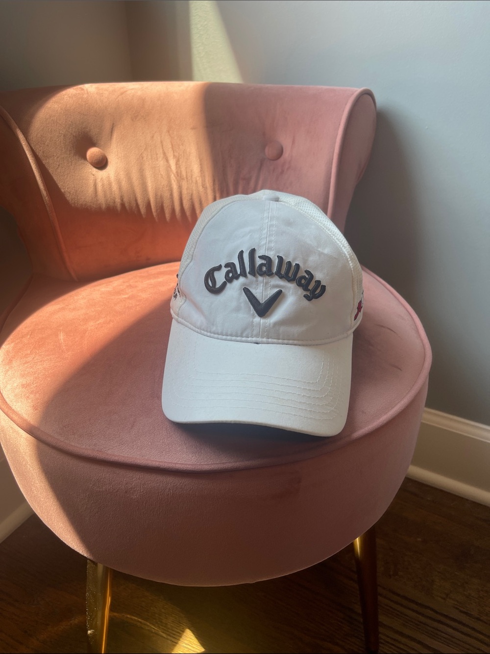 Callaway White Baseball-Style Golf Cap with Black Logo